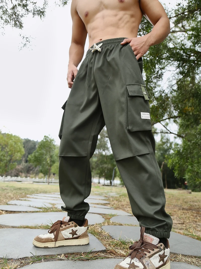 Herren Multifunktionale Cargo-Joggerhose mit elastischem Tunnelzugbund, verschließbaren Beintaschen und verstärkten Knieeinsätzen Nord Taschen