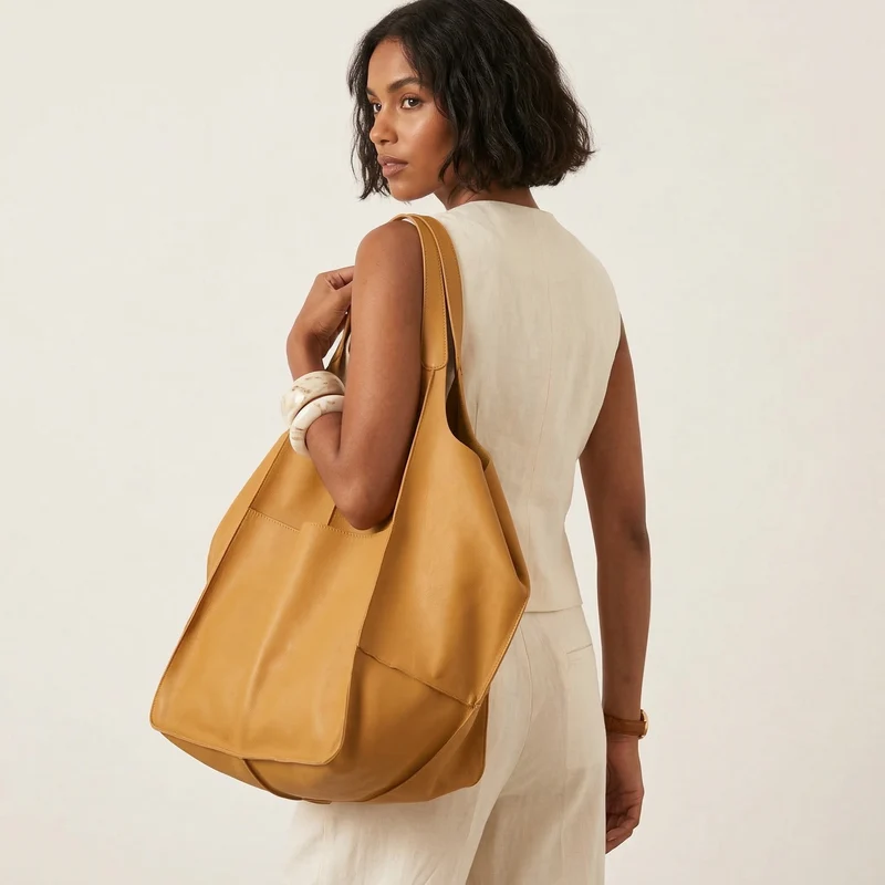Arvani | Übergroße Leder Tote Bag, Große Schultertasche