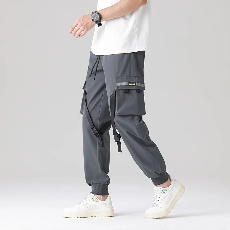 Herren Tech‑Utility Cargohose mit multifunktionalen Beintaschen, verstellbaren Gurtbändern & elastischen Bündchen Nord Taschen