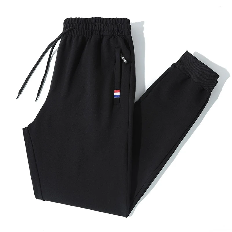 Herren Tapered-Jogginghose mit Tunnelzug, Reißverschlusstasche & Rippbündchen Nord Taschen