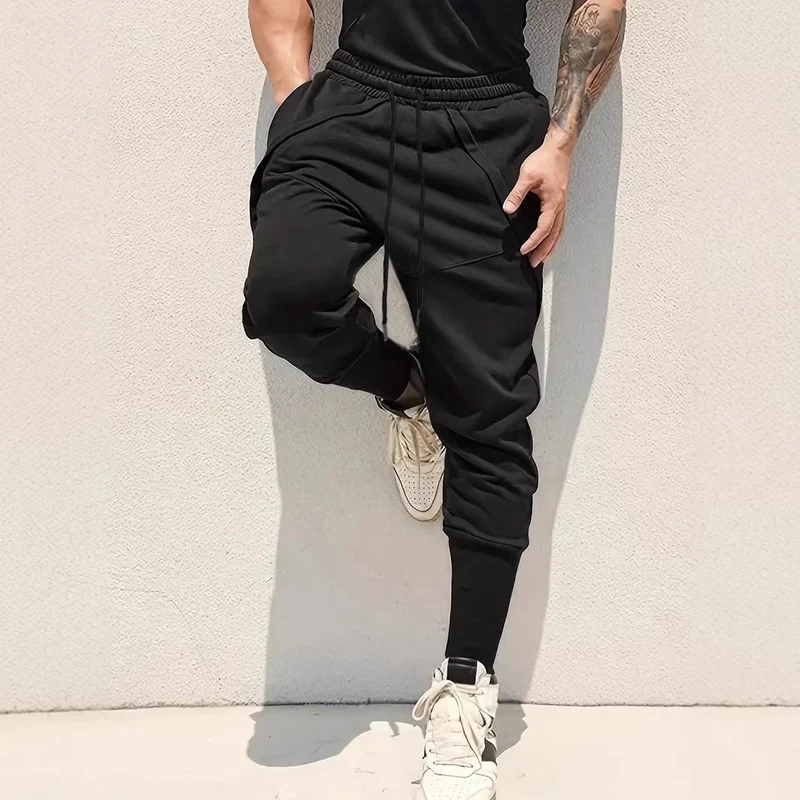 Herren Tapered-Jogginghose mit tiefem Schritt, elastischem Bund & diagonalgesetzten Taschen Nord Taschen