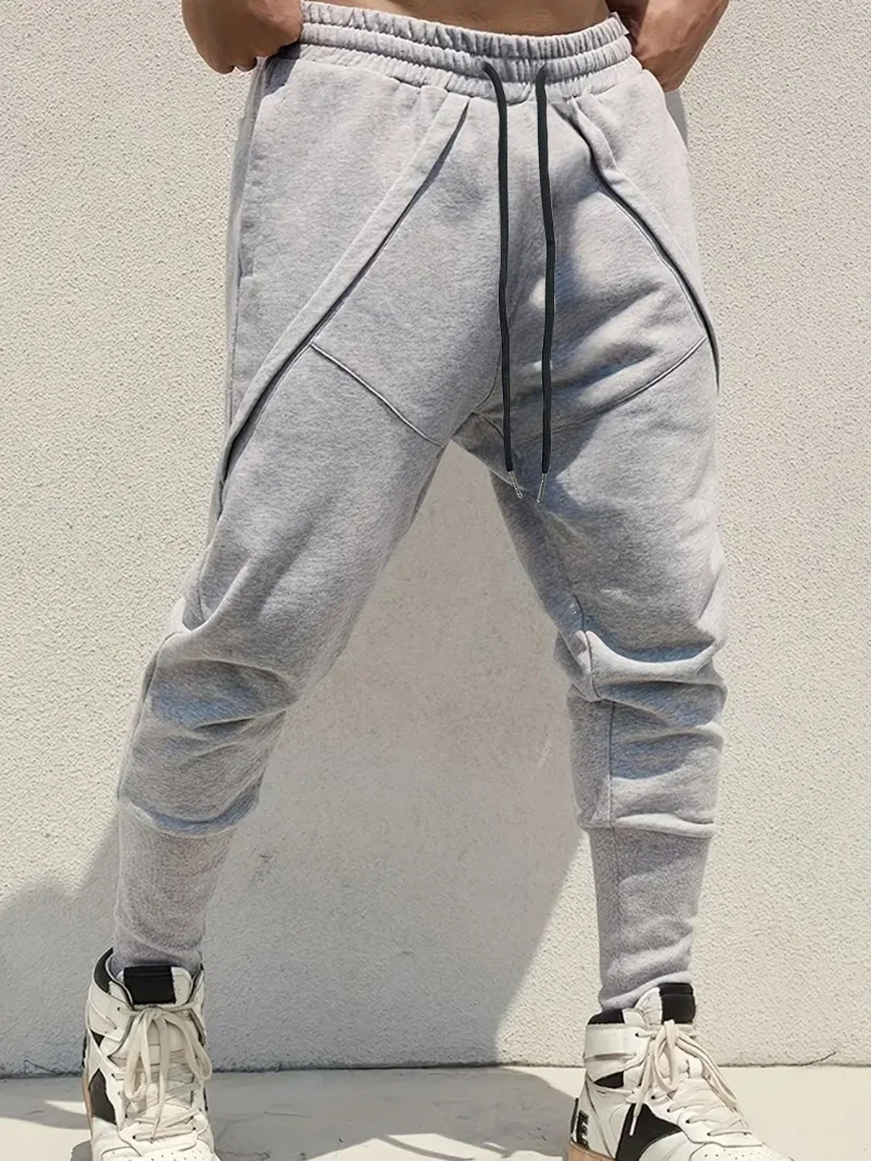 Herren Tapered-Jogginghose mit tiefem Schritt, elastischem Bund & diagonalgesetzten Taschen Nord Taschen