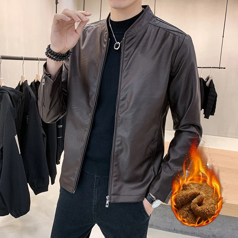 Herren schmal geschnittener Kunstleder Flightblouson mit minimalistischem Stehkragen und verdeckter Reißverschlussleiste Nord Taschen