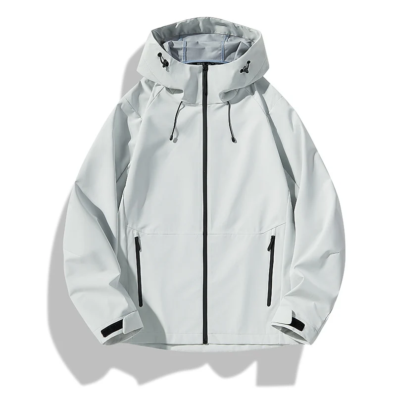 Herren Minimalistische Softshell-Regenjacke mit TPU‑Membran, verschweißten Nähten und verstellbarer Kapuze Nord Taschen