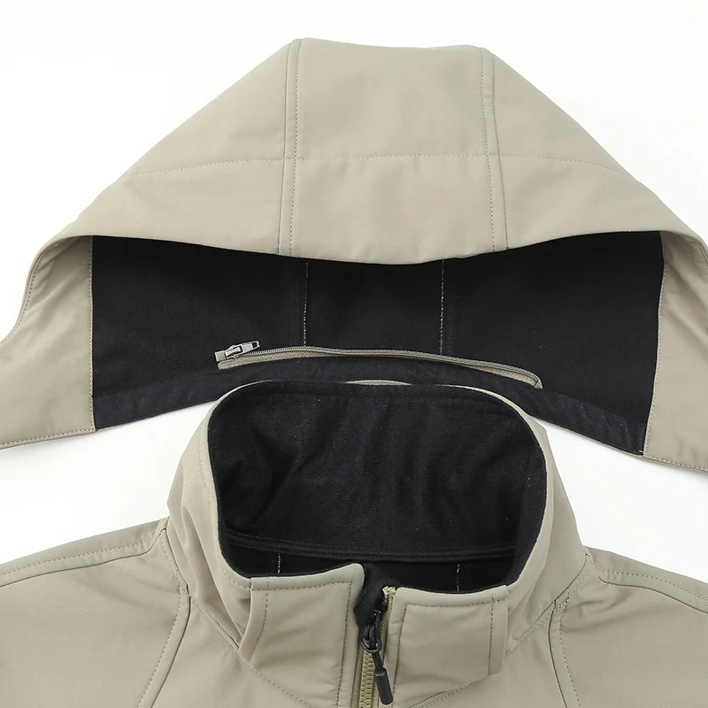 Herren wasserabweisende Softshelljacke mit Kapuze, verschweißten Reißverschlüssen und Fleecefutter Nord Taschen