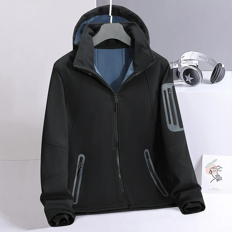 Herren wasserabweisende Softshelljacke mit Kapuze, verschweißten Reißverschlüssen und Fleecefutter Nord Taschen