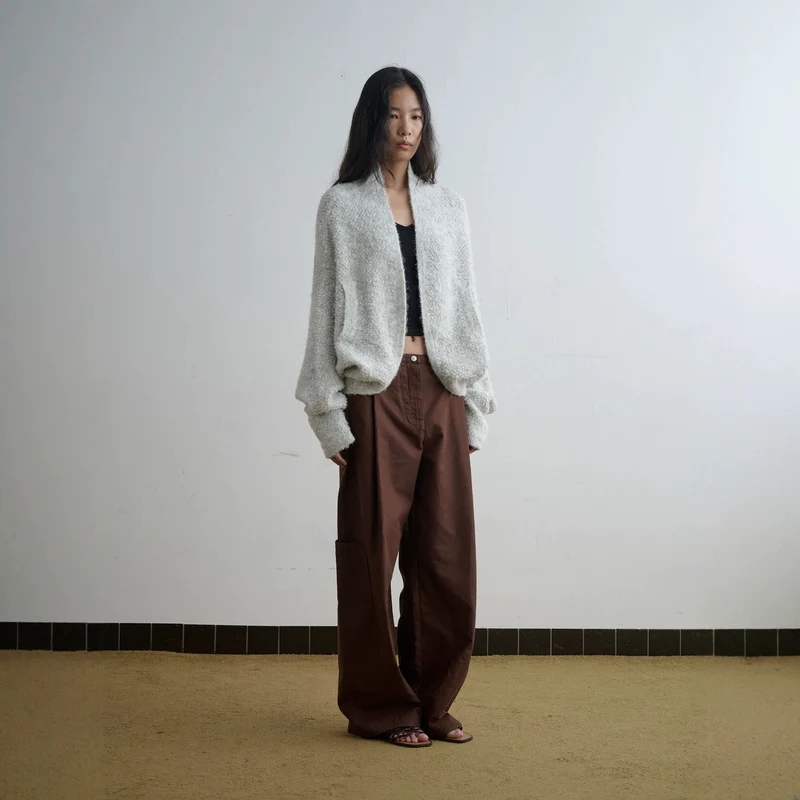 Damen Oversized Bouclé-Strickcardigan mit Schalkragen und aufgesetzten Taschen Nord Taschen