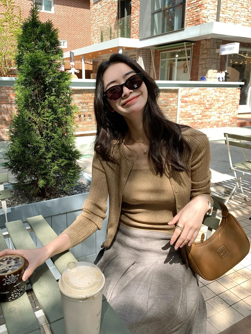 Damen Leichtes Ripp-Twinset aus Glanzgarn mit Spaghettitop und Knopfcardigan Nord Taschen