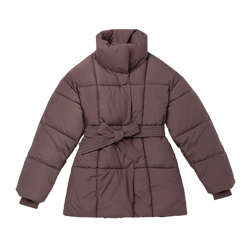 Damen nan kurze wattierte Jacke mit hohem Stehkragen, Taillengürtel und Eingrifftaschen Nord Taschen