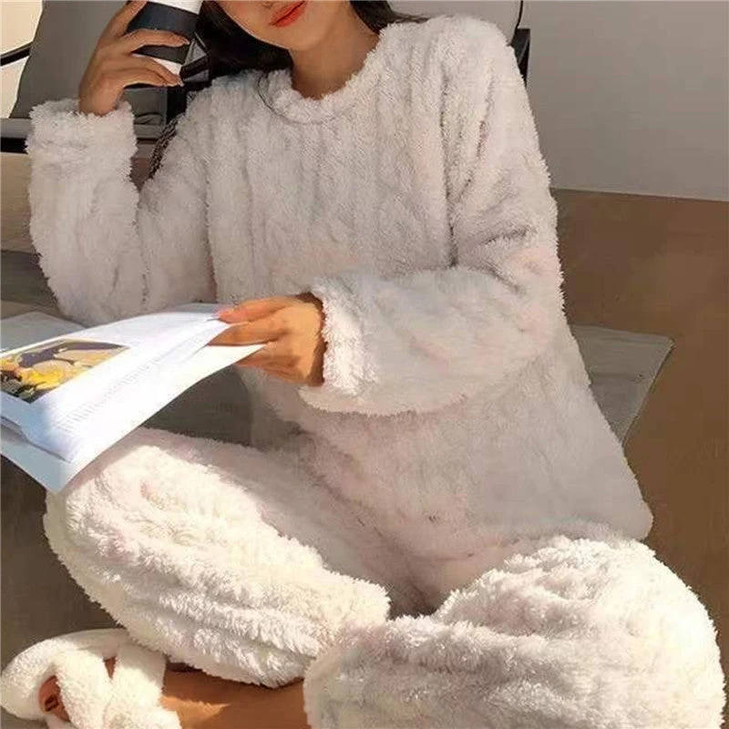 Kuscheliges Fleece-Pyjama-Set Avellé