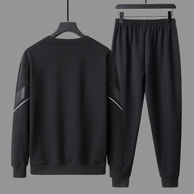 Herren Sportliches Freizeit-Trainingsset aus Sweatshirt & Jogginghose mit Reißverschlusstaschen Nord Taschen