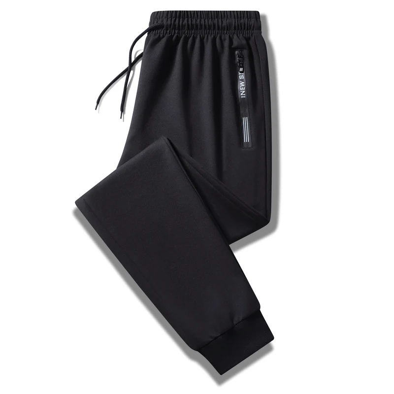 Herren Sportliche Trainingshose mit elastischem Tunnelzugbund, Reißverschlusstasche und glattem Performance‑Material Nord Taschen