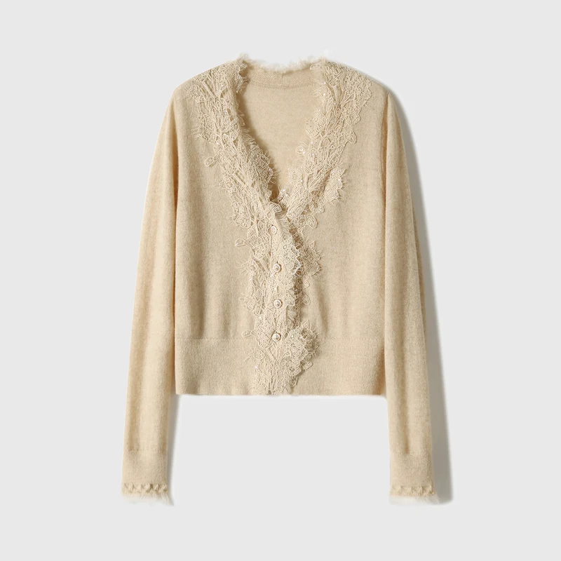 Damen Kurze Mohair-Cardigan mit Spitzenbesatz und Perlenknöpfen Nord Taschen