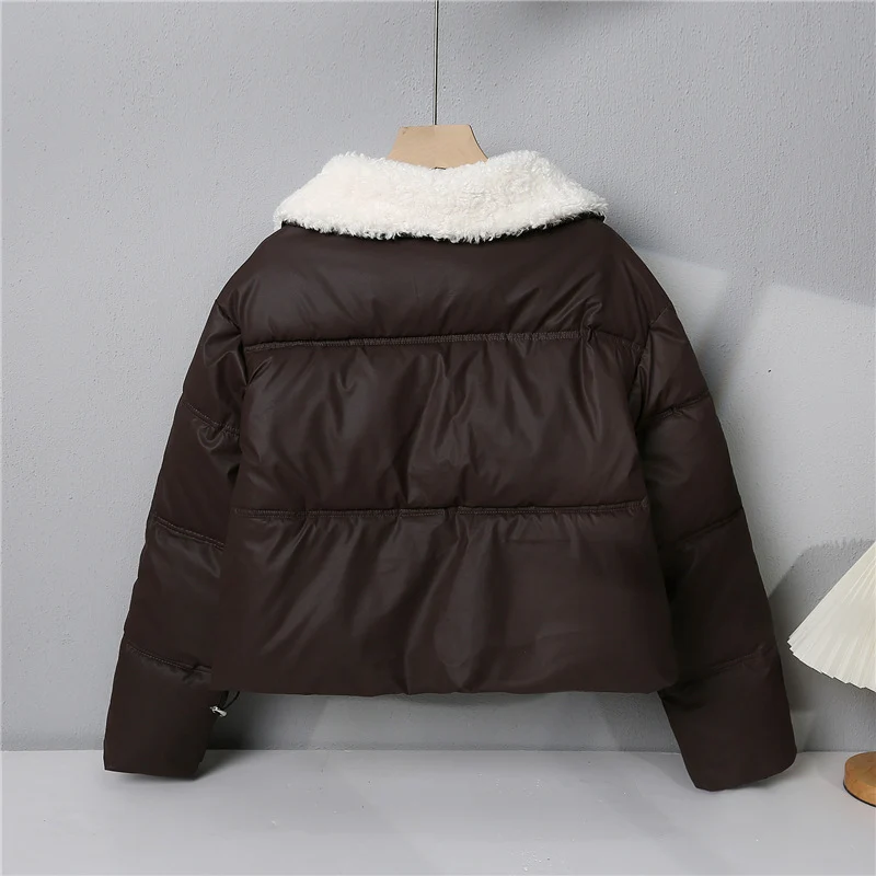 Damen nan kurze gesteppte Winterjacke mit Teddykragen, wattierter Isolierung und verdecktem Druckknopfverschluss Nord Taschen