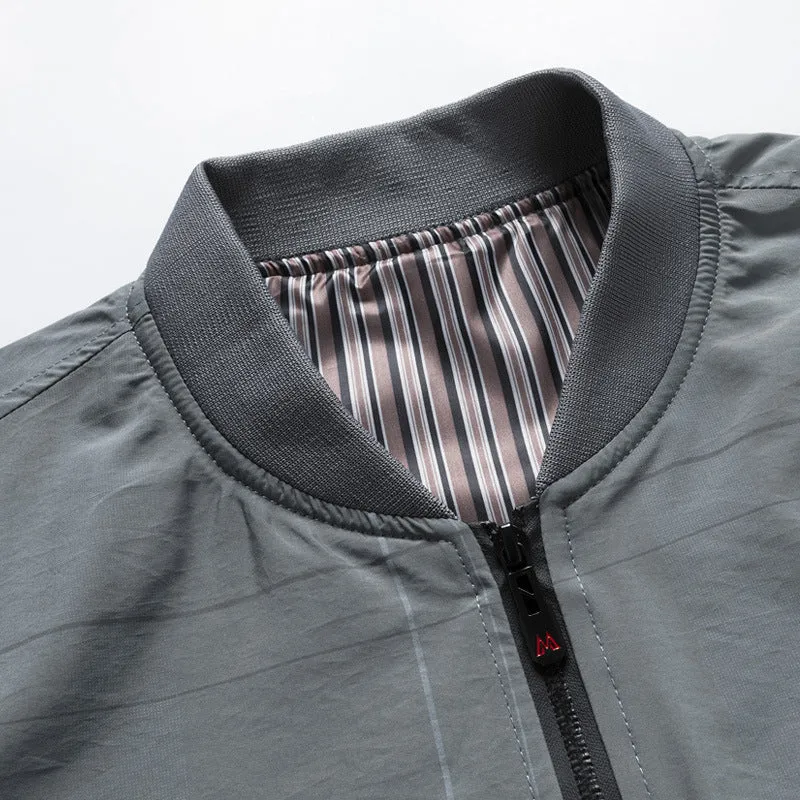 Herren leichter Nylon‑Bomberjacke mit gestreiftem Innenfutter, Reißverschluss‑Taschen und gerippten Abschlüssen Nord Taschen