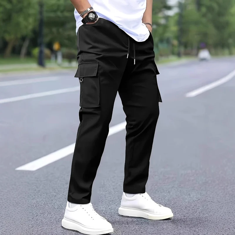 Herren Slim‑Tapered Cargo‑Jogginghose mit Tunnelzugbund, Klappentaschen und Metallringdetail Nord Taschen