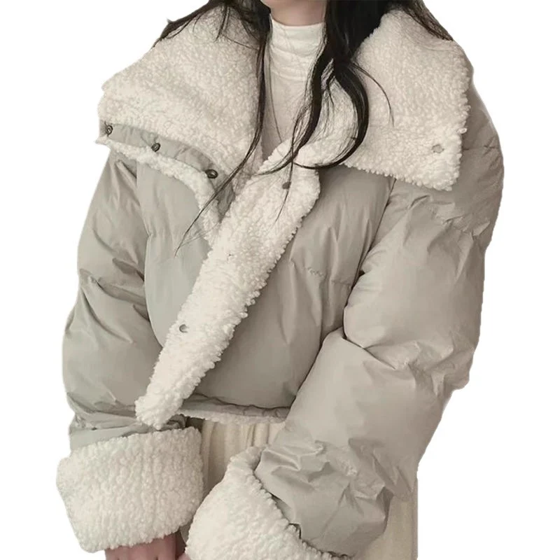 Damen nan kurze gesteppte Pufferjacke mit Teddykragen, krempelbaren Ärmeln und Tunnelzugsaum Nord Taschen