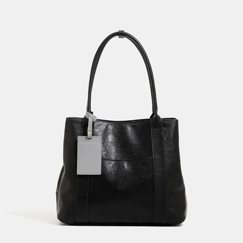 Damen Schultertasche mit strukturiertem Design und elegantem Klappenverschluss Nord Taschen