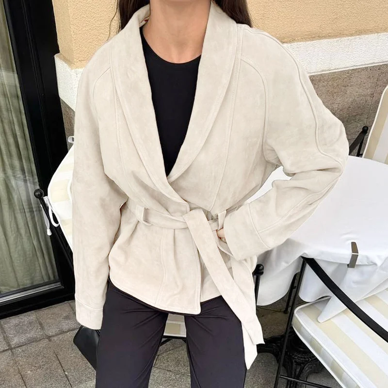 Damen Velourslederjacke mit Schalkragen und Bindegürtel Nord Taschen