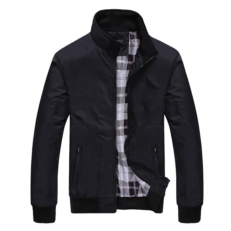 Herren leichter Nylon-Bomber mit kariertem Innenfutter, hohem Stehkragen und Reißverschlusstaschen Nord Taschen