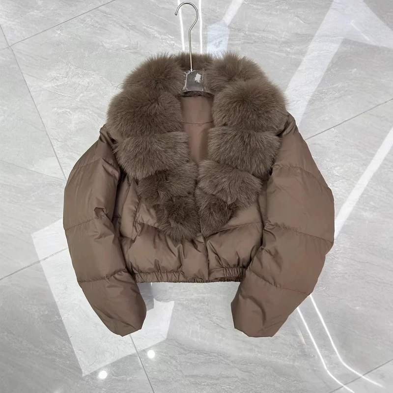 Damen nan kurz geschnittene Boxy-Pufferjacke mit extra großem Webpelzkragen und formstabilem Saum Nord Taschen