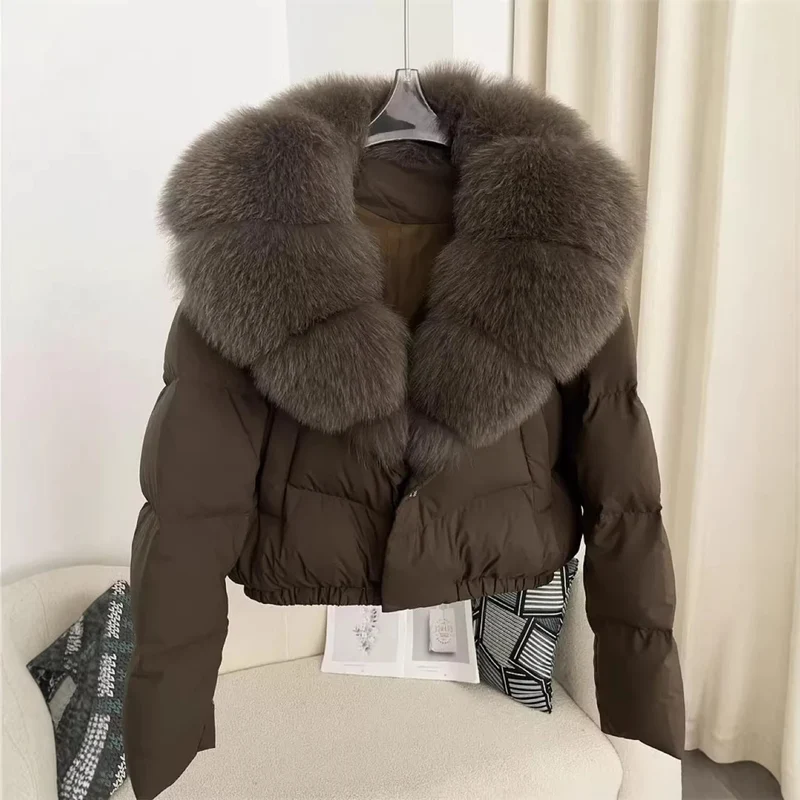 Damen nan kurz geschnittene Boxy-Pufferjacke mit extra großem Webpelzkragen und formstabilem Saum Nord Taschen