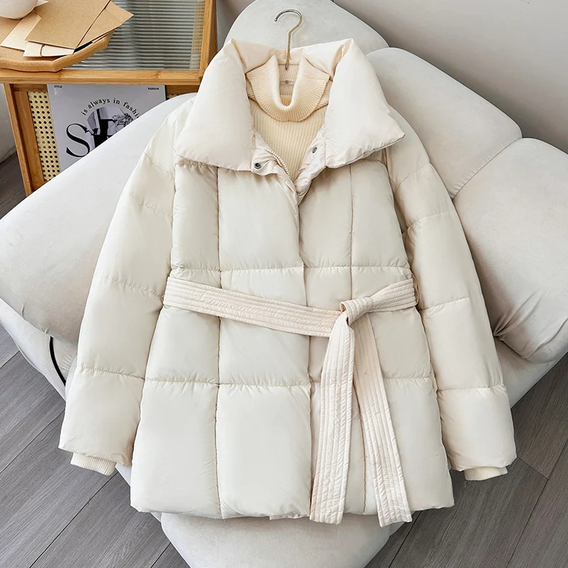 Damen nan gesteppte Winterjacke mit Taillengürtel, Stehkragen und Rippbündchen Nord Taschen