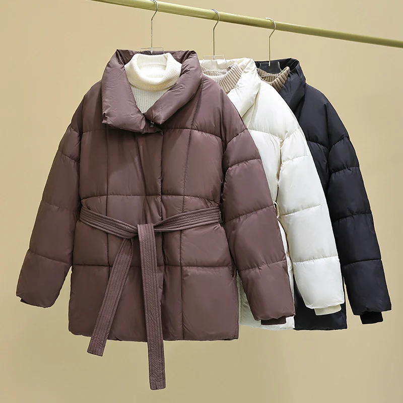 Damen nan gesteppte Winterjacke mit Taillengürtel, Stehkragen und Rippbündchen Nord Taschen