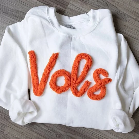 Damen Rundhals‑Sweatshirt mit Chenille‑Schriftzug und Oversize‑Schnitt Nord Taschen