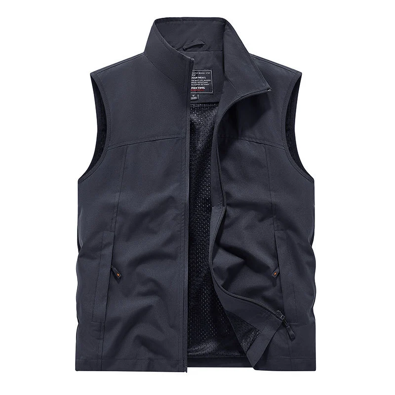 Damen Softshell‑Weste mit Meshfutter wind- und wasserabweisend Stehkragen und Frontreißverschluss Nord Taschen