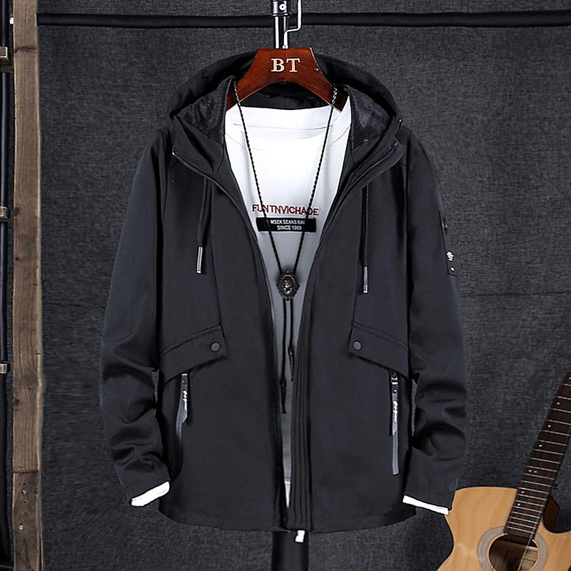 Herren wind- und wasserabweisende Softshell-Fieldjacke mit Mesh-Kapuzenfutter und verdeckten Reißverschlusstaschen Nord Taschen