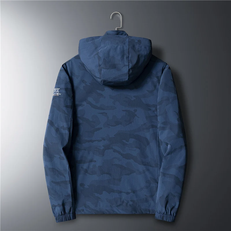 Herren Ultraleichter Softshell-Hoodie mit Tarnmuster, wasserabweisend und atmungsaktivem Meshfutter Nord Taschen