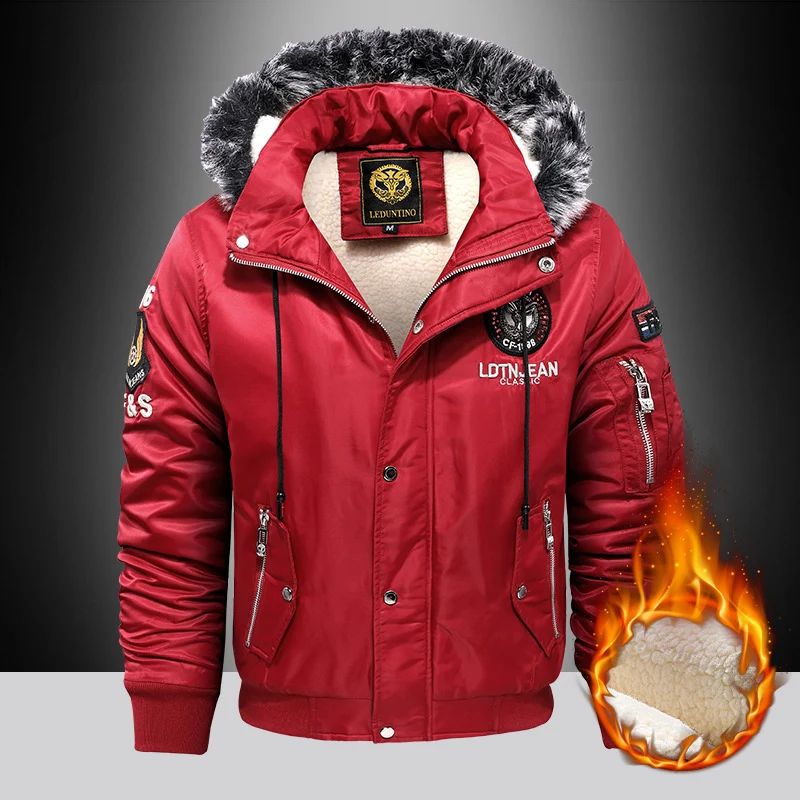 Herren Wattierter Pilotenbomber mit Teddyfleece‑Innenfutter, Kunstfellkapuze und Utility‑Taschen Nord Taschen