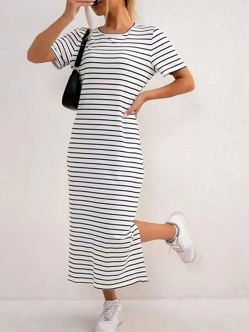 Damen Maxikleid mit seitlichen Schlitzen und gestreiftem Design