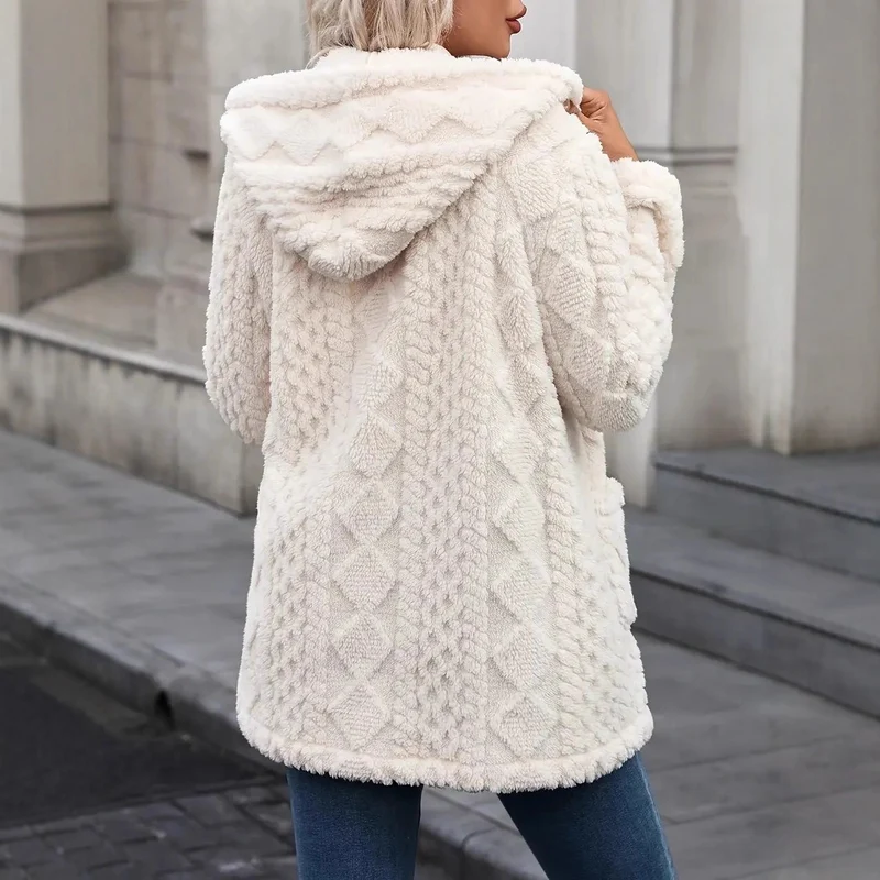 Damen Kuschelige Teddyjacke mit Kapuze, Knopfleiste und aufgesetzten Taschen Nord Taschen