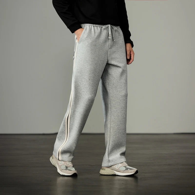 Herren Lässige Jogginghose mit weitem Bein, Kordelzug und Seitentaschen Nord Taschen