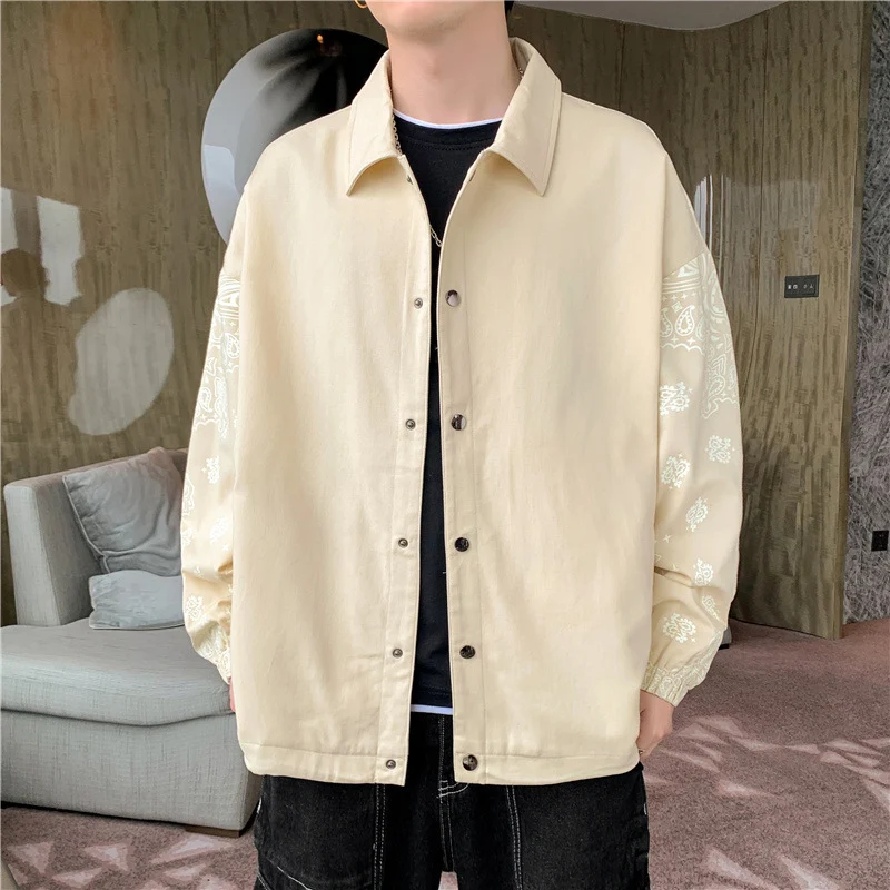 Herren Leichte Coachjacke mit Bandana-Print-Ärmeln und Druckknopffront Nord Taschen