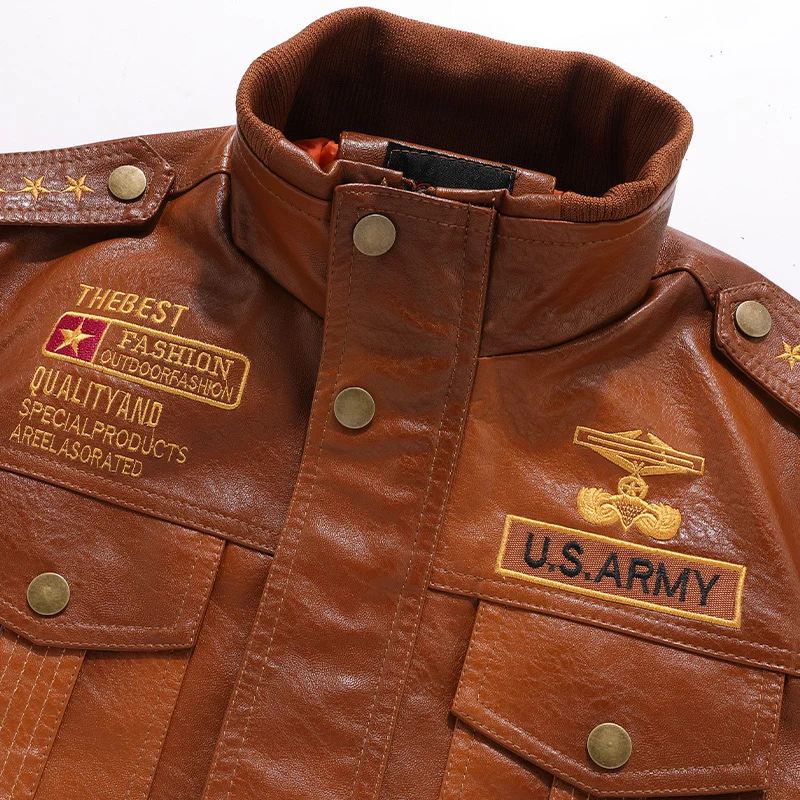 Herren Kunstleder-Pilotenblouson im Military-Look mit Schulterpatten, Rippbündchen und Patch-Applikationen Nord Taschen