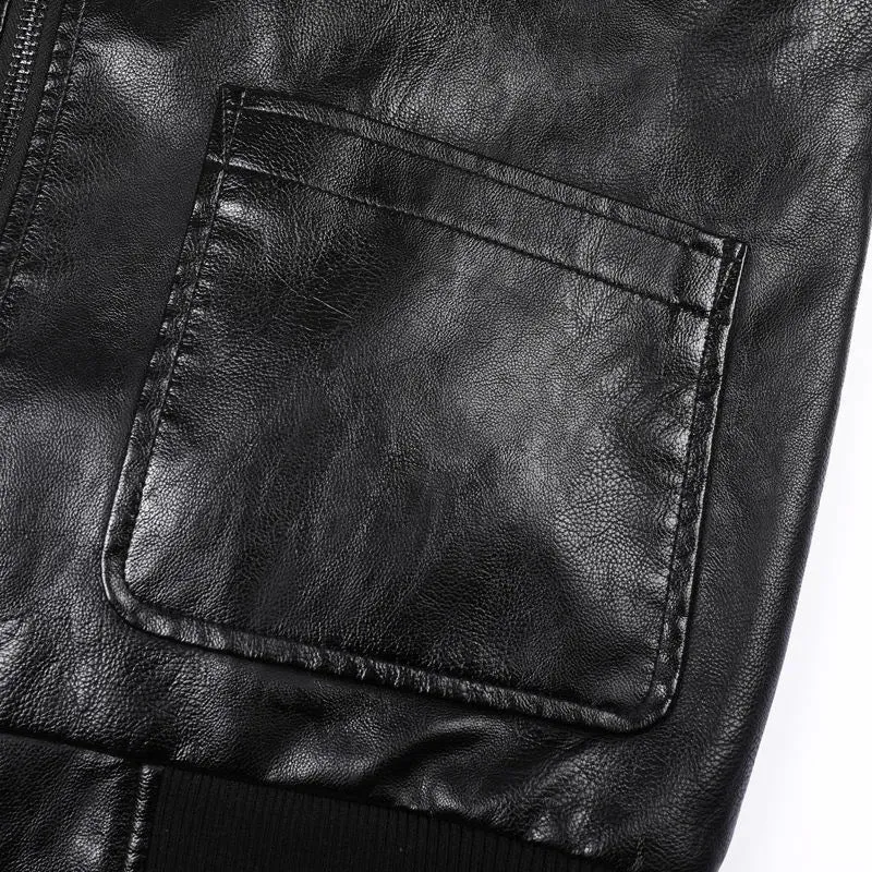 Herren Kunstleder‑Fliegerblouson im Vintage‑Utility‑Stil mit Patches und Rippbündchen Nord Taschen