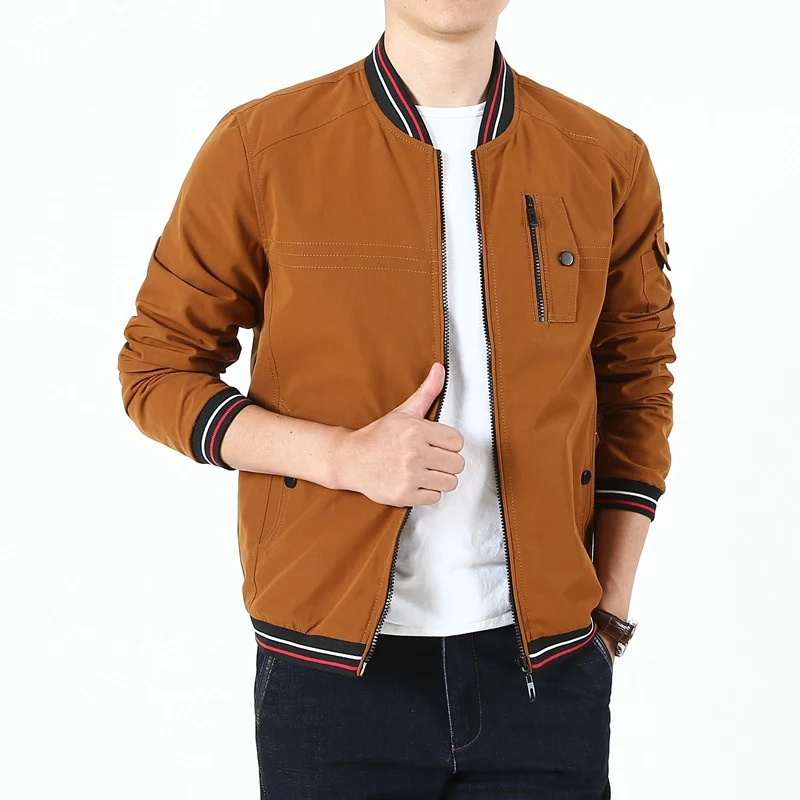 Herren Leichter Bomberblouson im Retro‑Sportstil mit geripptem Kragen und Reißverschluss‑Taschendetail Nord Taschen