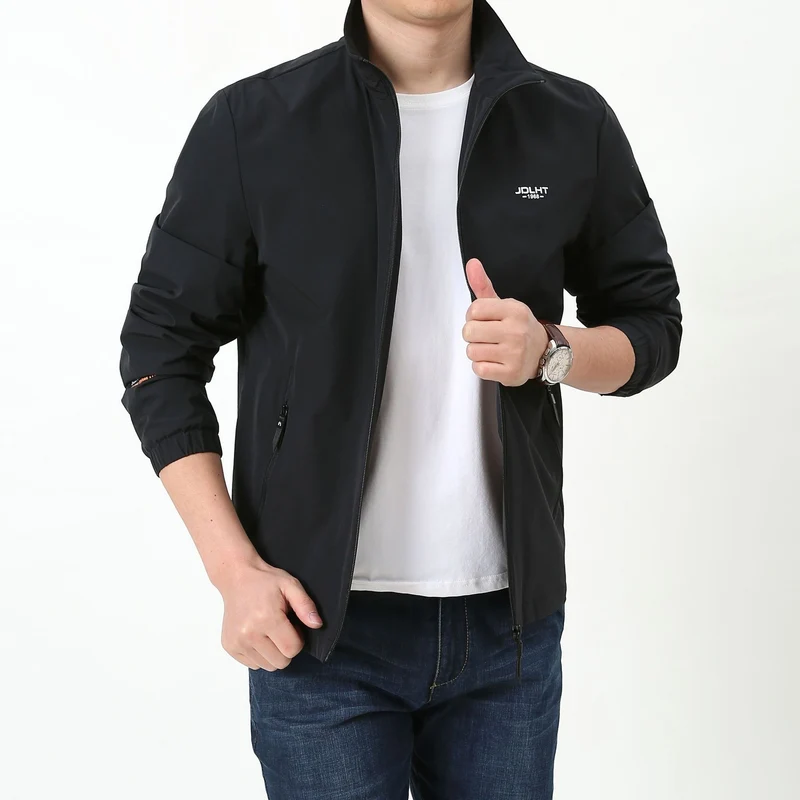Herren leichte Zip-Übergangsjacke mit hohem Stehkragen und Reißverschlusstaschen Nord Taschen