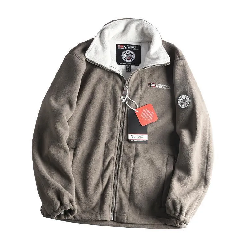 Herren Fleecejacke mit Stehkragen, durchgehendem Reißverschluss und wärmender Microfleece-Innenlage Nord Taschen