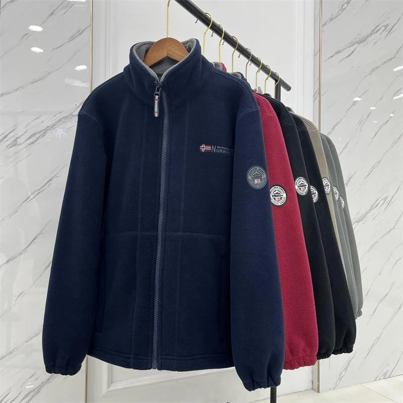 Herren Fleecejacke mit Stehkragen, durchgehendem Reißverschluss und wärmender Microfleece-Innenlage Nord Taschen