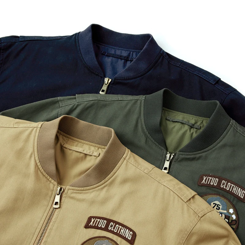 Herren Kurzgeschnittener Piloten-Bomber mit Utility-Taschen und gestickten Patches Nord Taschen