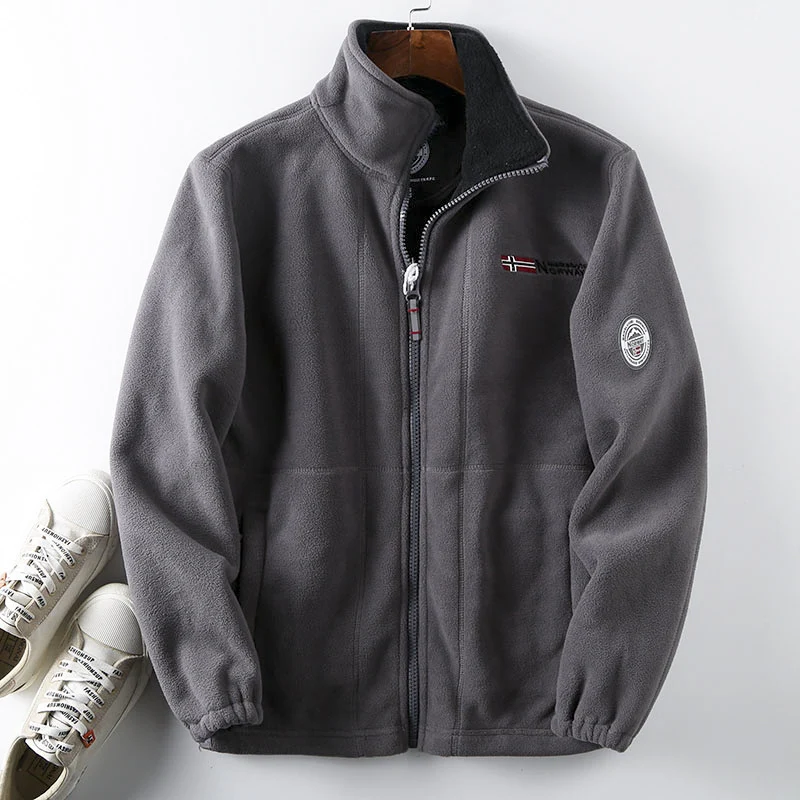 Herren Fleece-Outdoorjacke mit Teddyfleece-Innenlage, Stehkragen und Reißverschluss Nord Taschen