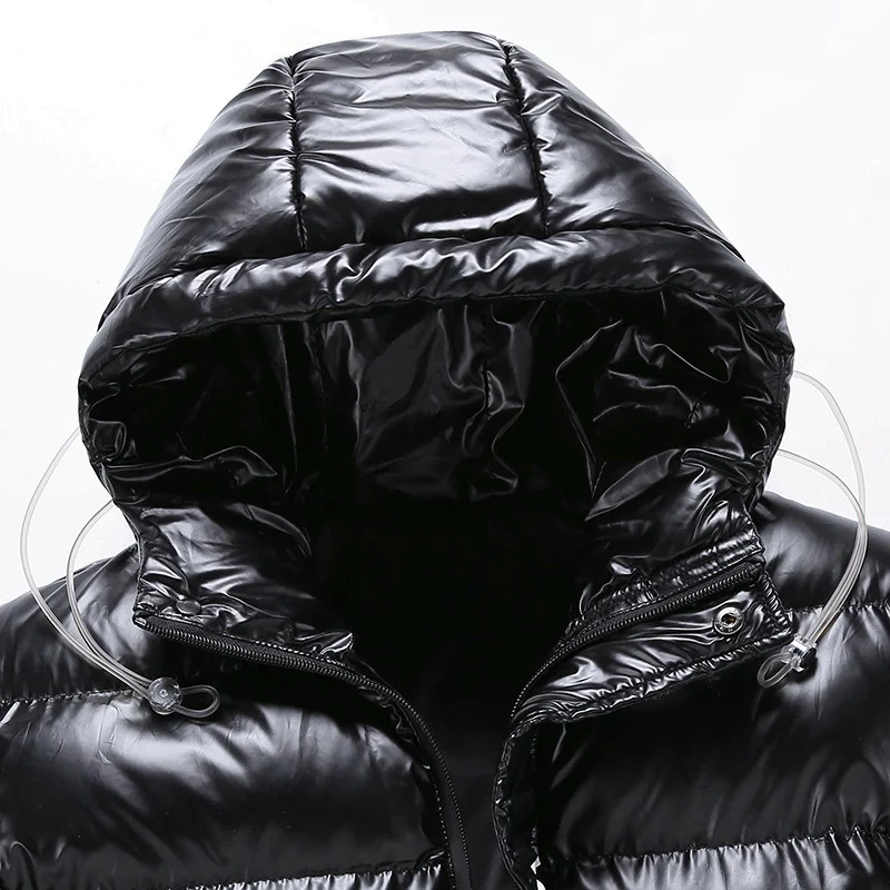 Herren glänzende gesteppte Thermo-Kapuzenjacke mit Metallic-Finish und wärmender Isolierung Nord Taschen
