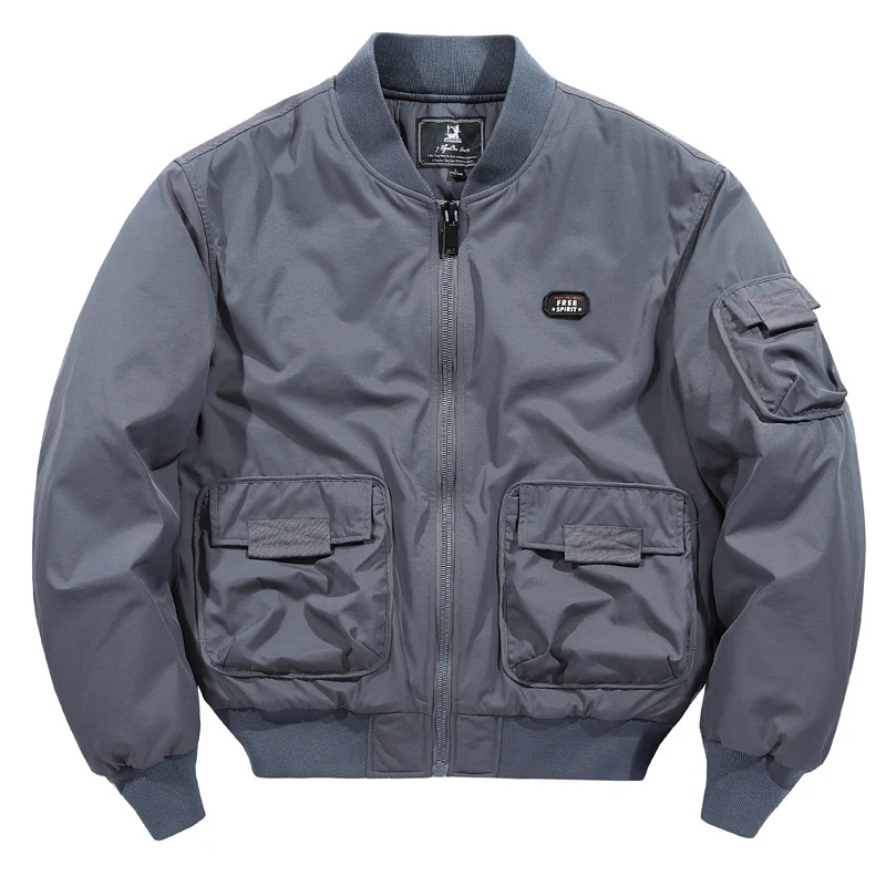 Herren Kurz geschnittener Utility-Bomber mit Multifunktionstaschen und geripptem Bund Nord Taschen