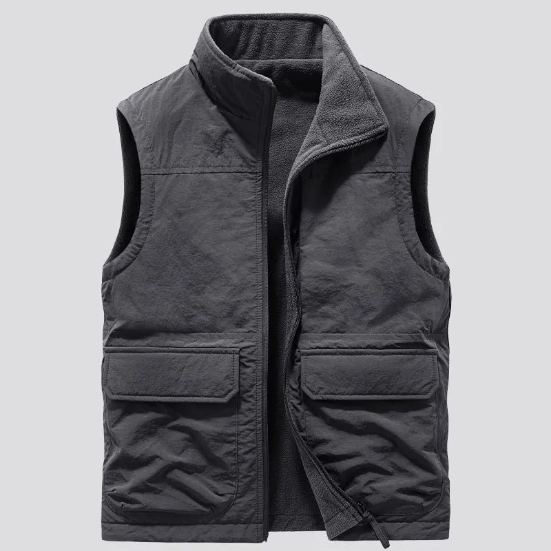 Herren gesteppte Outdoor‑Weste mit Fleece‑Innenlage, hohem Kragen und Multifunktions‑Klappentaschen Nord Taschen