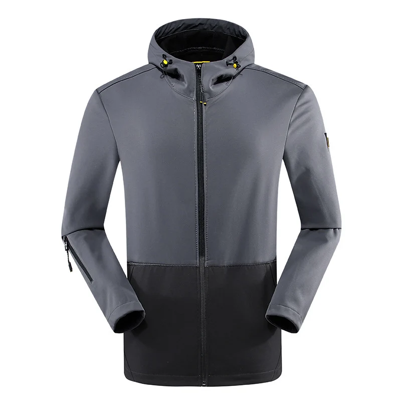 Herren leichte Softshell‑Outdoorjacke mit Kapuze, windabweisender Front und funktionalen Taschen Nord Taschen
