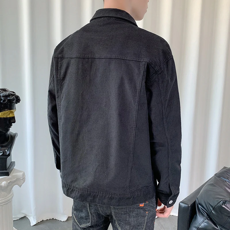 Herren Cordjacke im Worker‑Blouson‑Stil mit Metallknopf‑Verschluss und aufgesetzten Taschen Nord Taschen